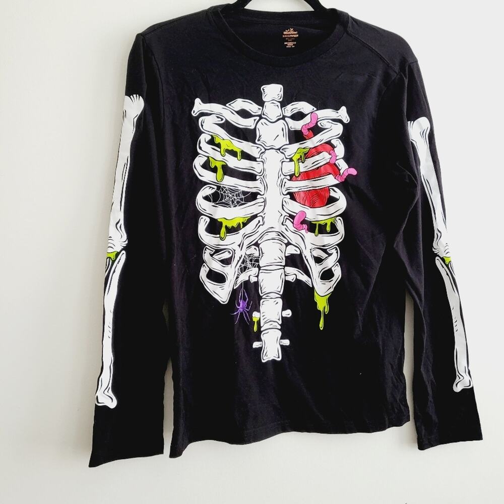 Skeleton rib long sleeve tee size XXL youth